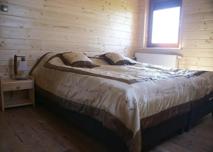 Nad Jeziorem Blanki *